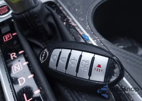 2025 Nissan Altima Sv Awd z USA, uszkodzony, nr VIN 1N4BL4DW3SN309477